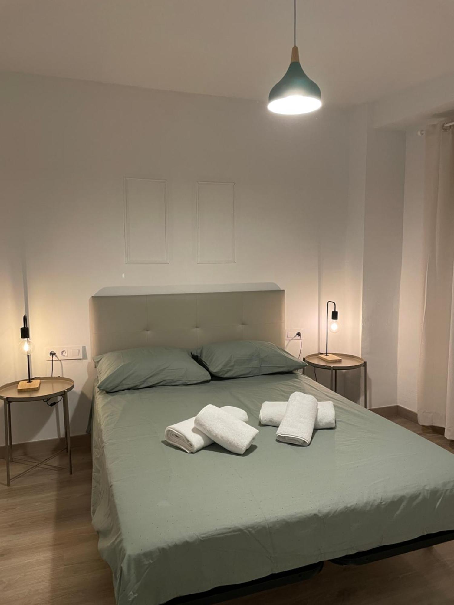 Barri Vell 4 Apartment มันเรซา ภายนอก รูปภาพ
